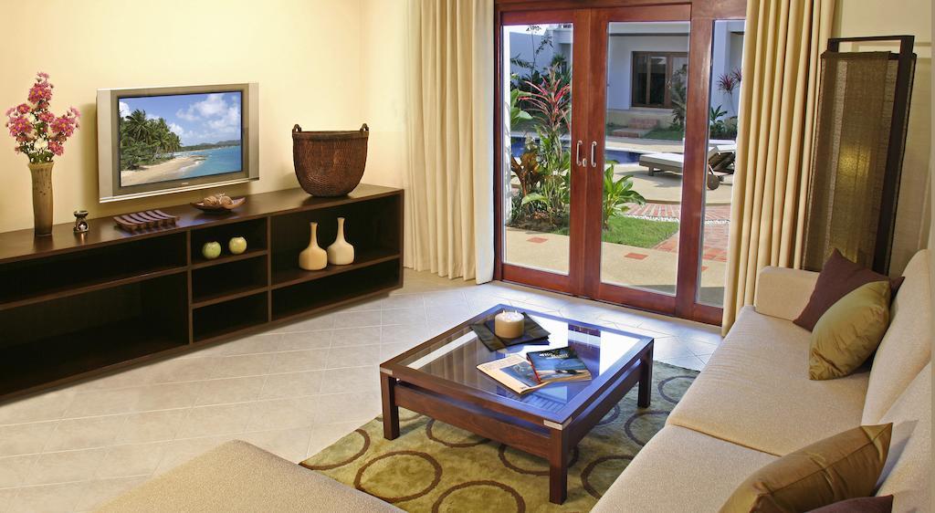 The Gardens Villa Bang Rak Beach  Room photo