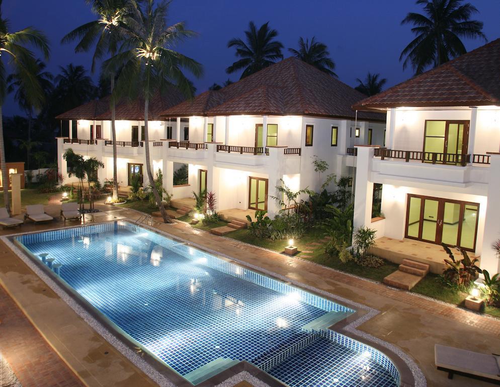 The Gardens Villa Bang Rak Beach  Room photo
